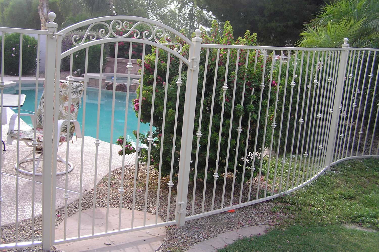 Arched Decorative Pool Fencing and Pool Gate