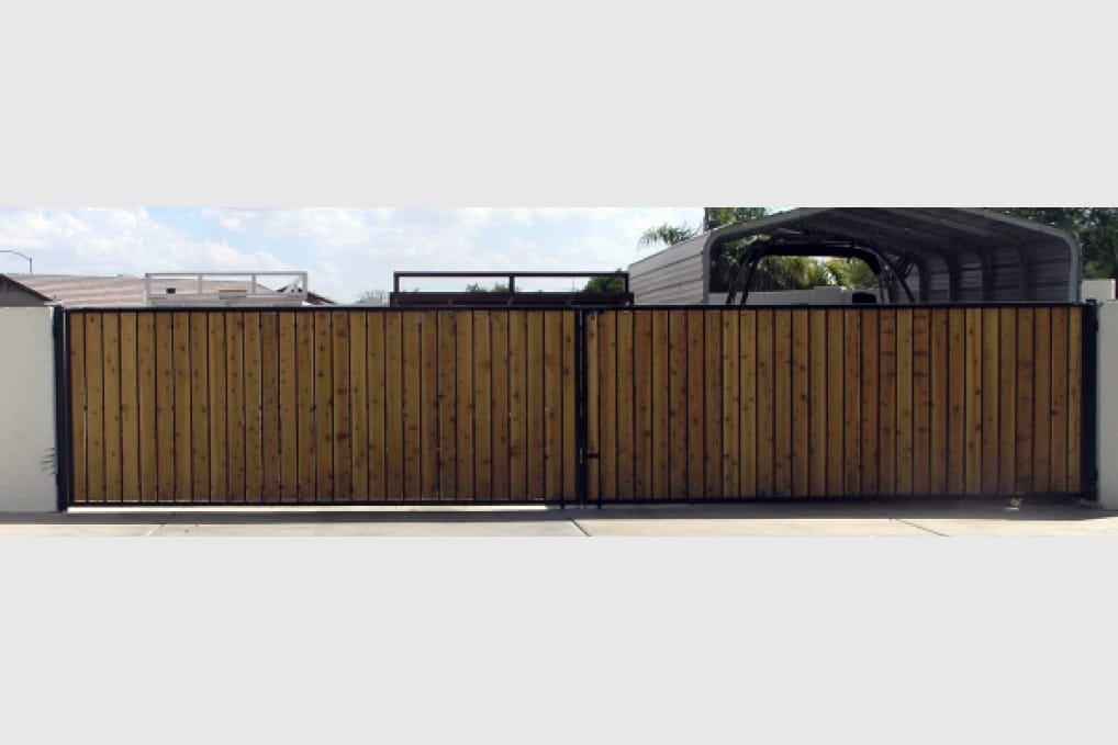 31′ Wide Opening RV Gate